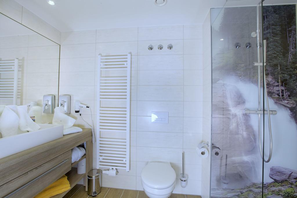 Suite Balcony,815980112:JPEG